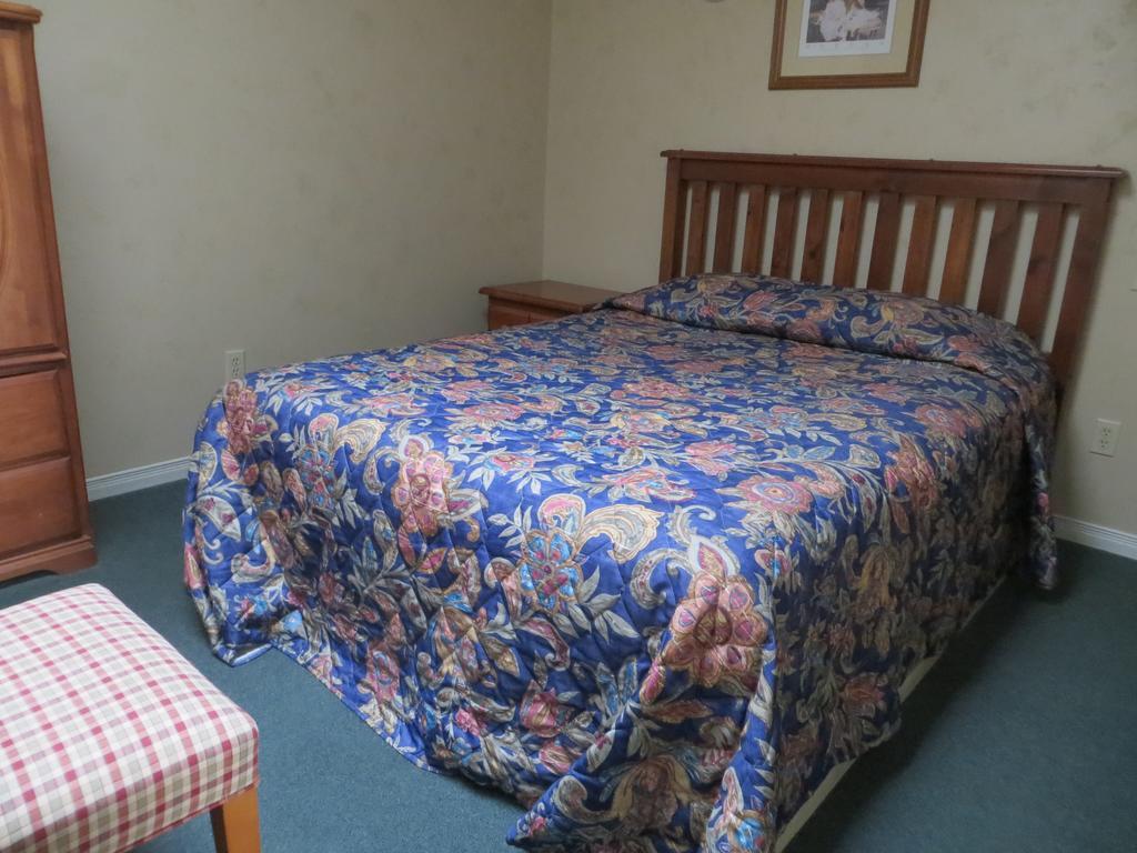 Villa Nova Motel Wasaga Beach Phòng bức ảnh