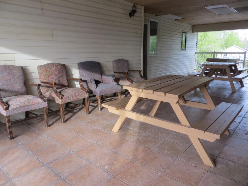 Villa Nova Motel Wasaga Beach Ngoại thất bức ảnh