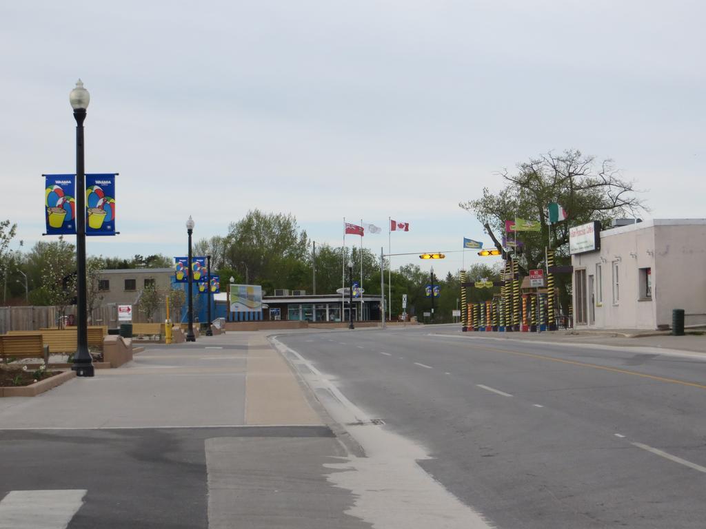 Villa Nova Motel Wasaga Beach Ngoại thất bức ảnh