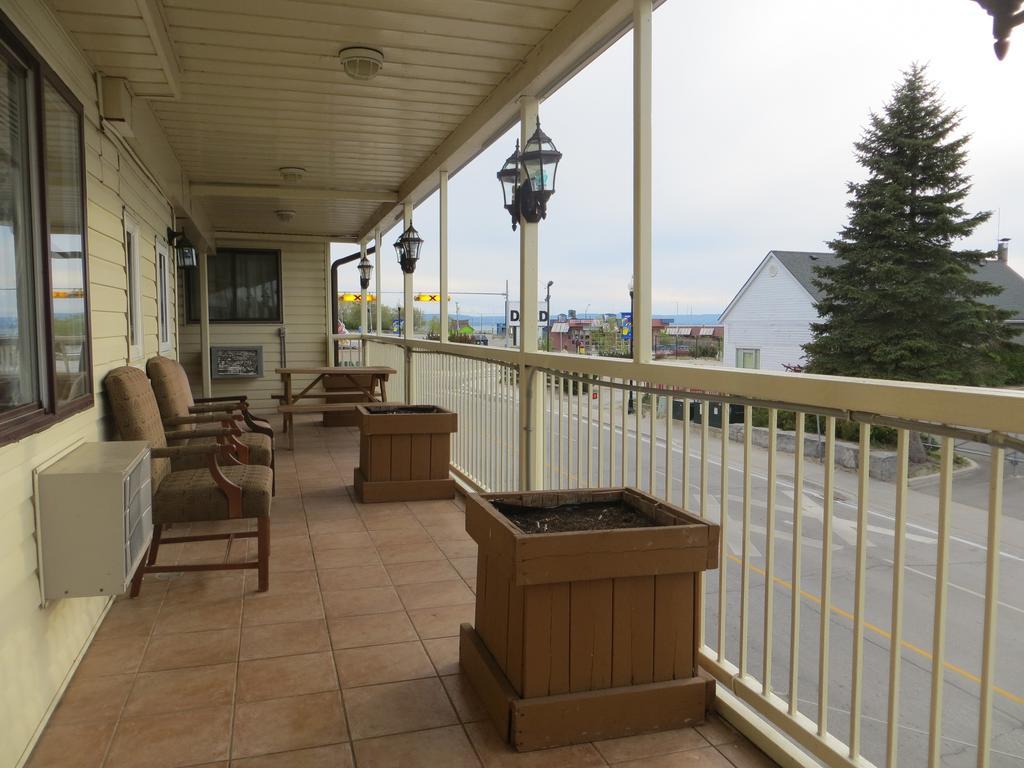 Villa Nova Motel Wasaga Beach Ngoại thất bức ảnh