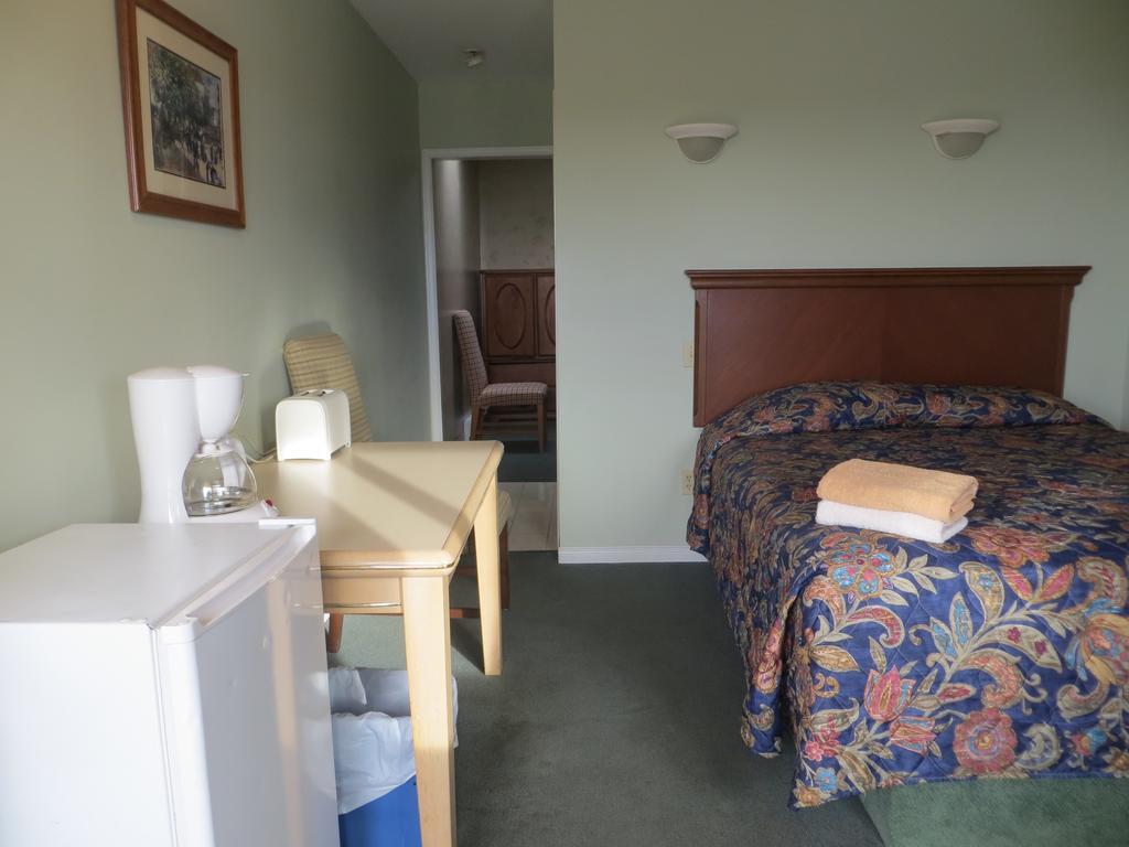 Villa Nova Motel Wasaga Beach Phòng bức ảnh