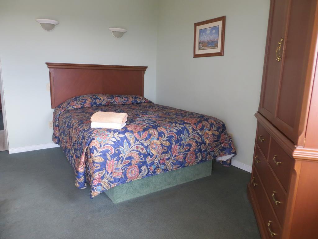 Villa Nova Motel Wasaga Beach Phòng bức ảnh