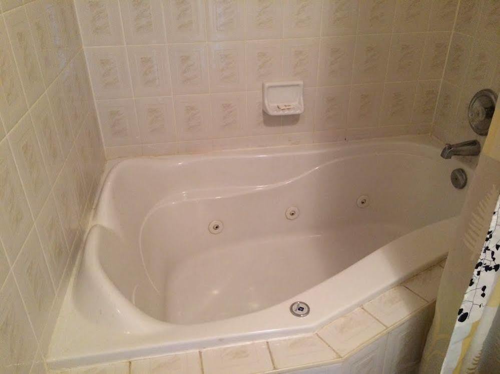 Villa Nova Motel Wasaga Beach Ngoại thất bức ảnh