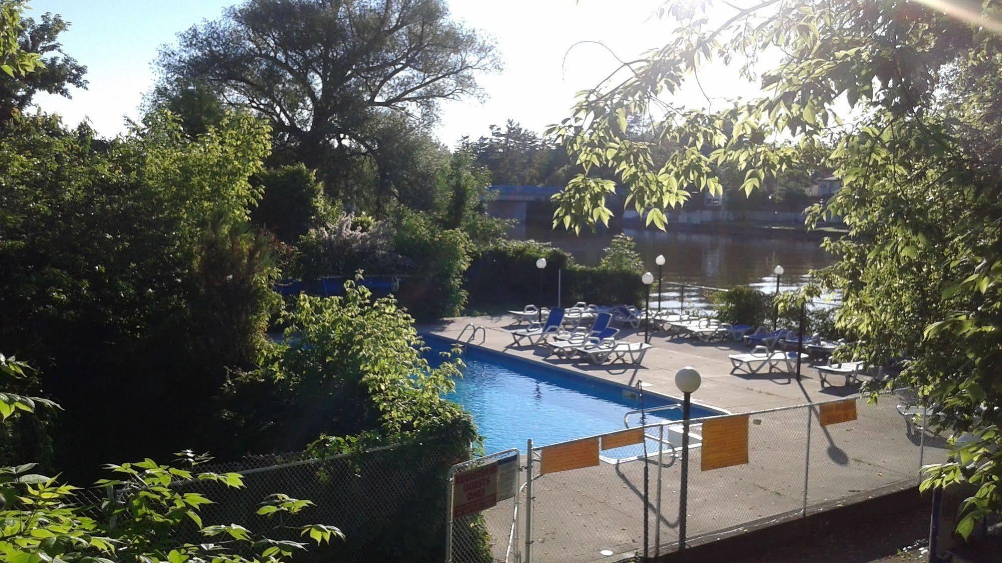 Villa Nova Motel Wasaga Beach Ngoại thất bức ảnh